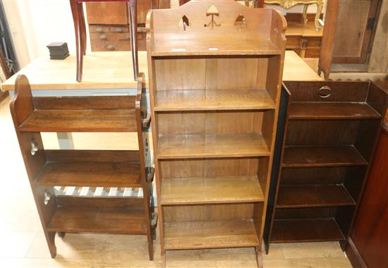 Three various oak open bookshelves, H.128cm, H.98cm & H.92cm